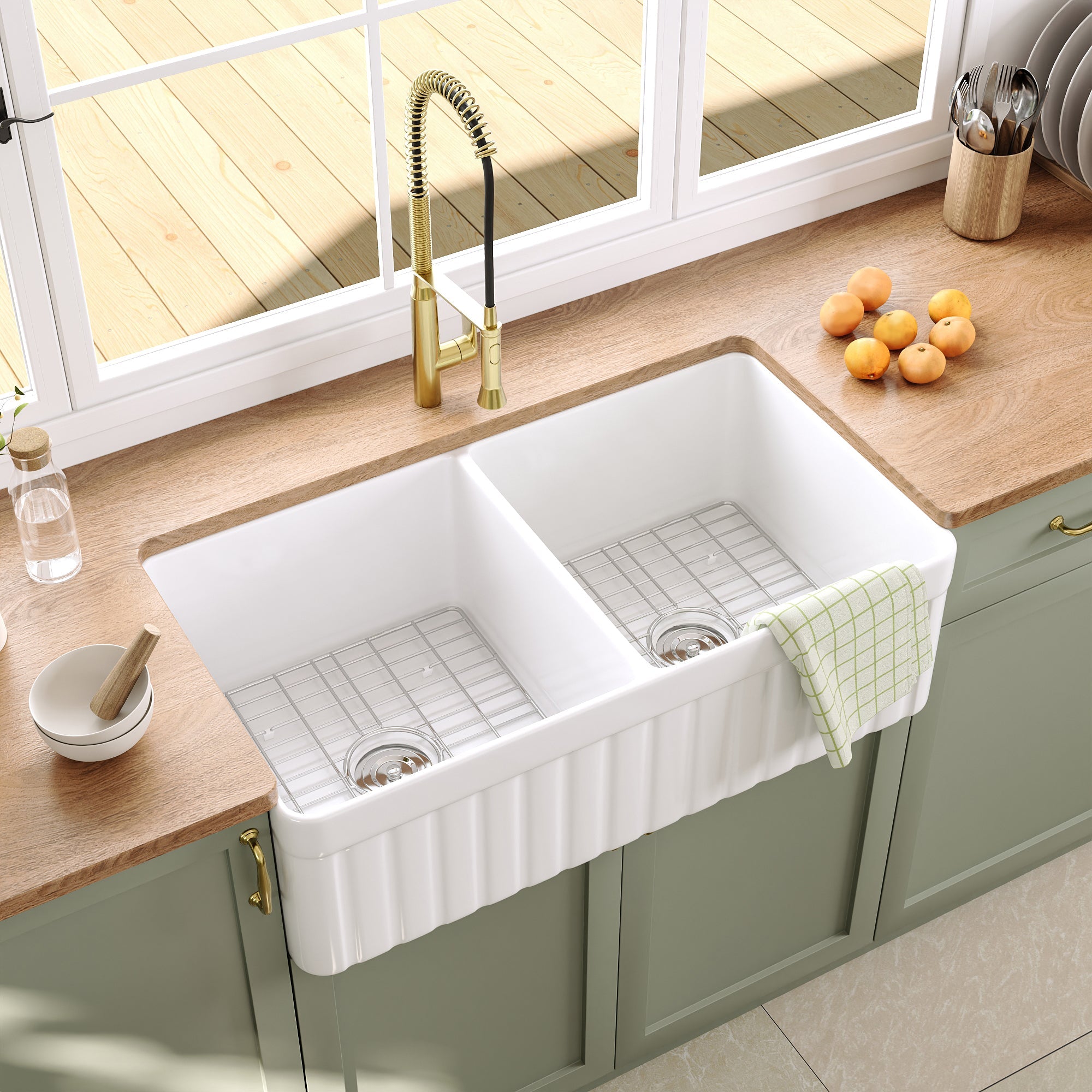 NOVA 33" L x 18" W Rectangular Farmhouse Kitchen Sink, Large Capacity With Multiple Colors